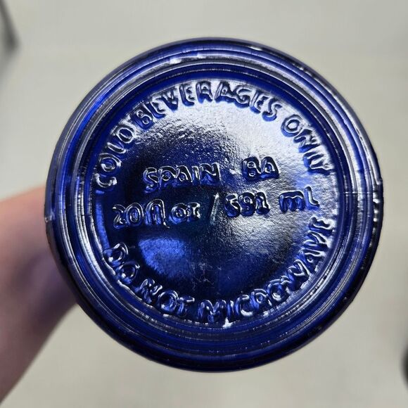 STARBUCKS Cobalt Blue Recycled Glass Water Bottle 20 oz Made in Spain - Picture 4 of 6